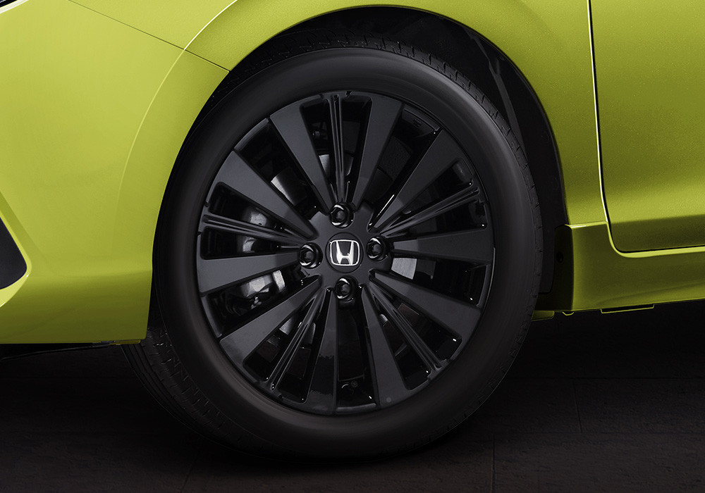 16__sporty_allow_wheels__1736679857975
